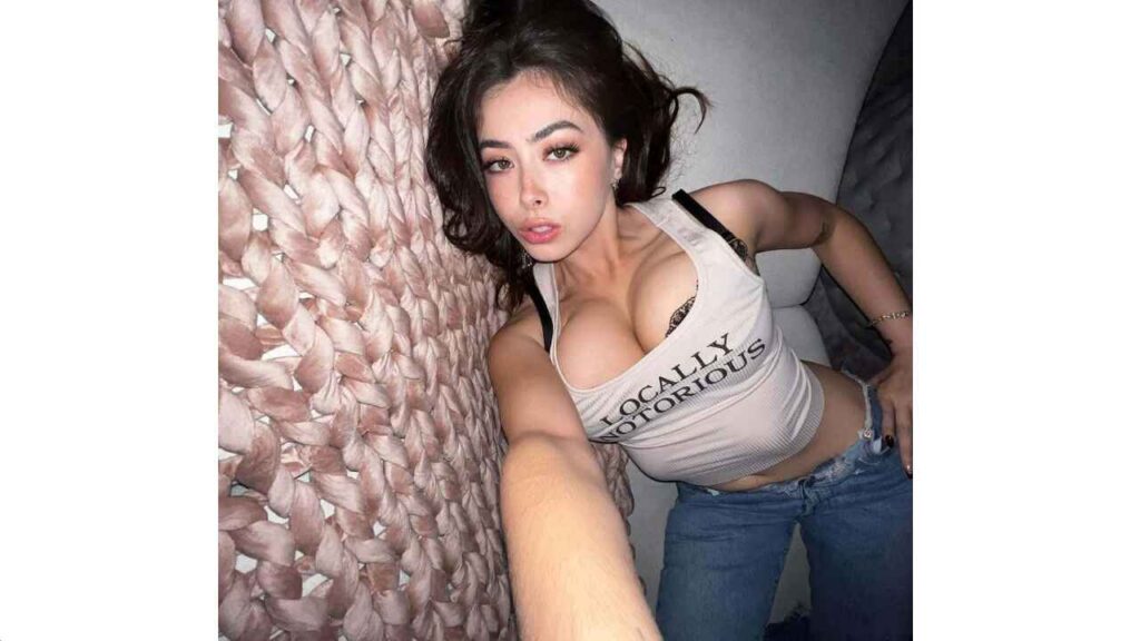 Chloe Surreal