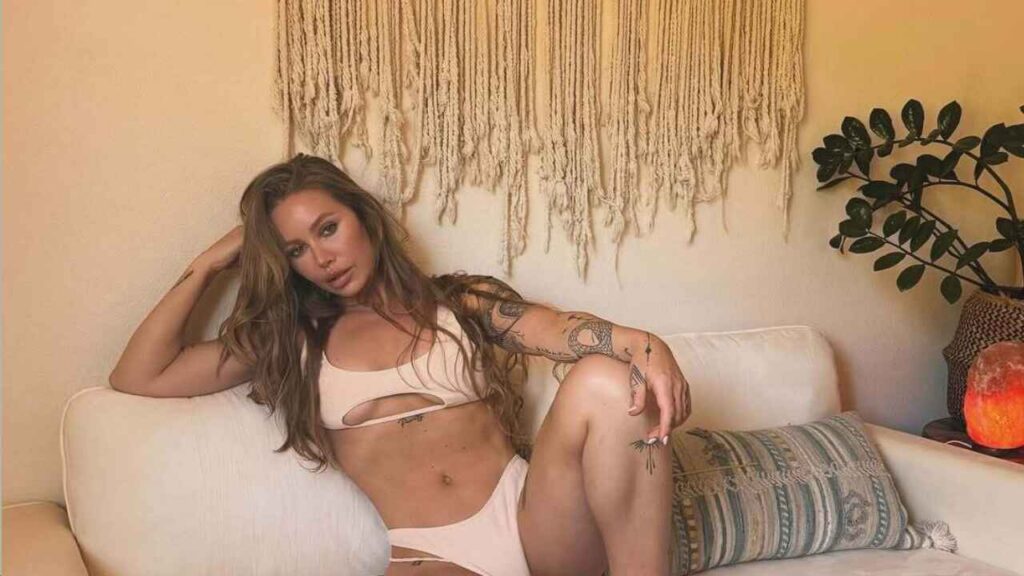 Nicole Aniston