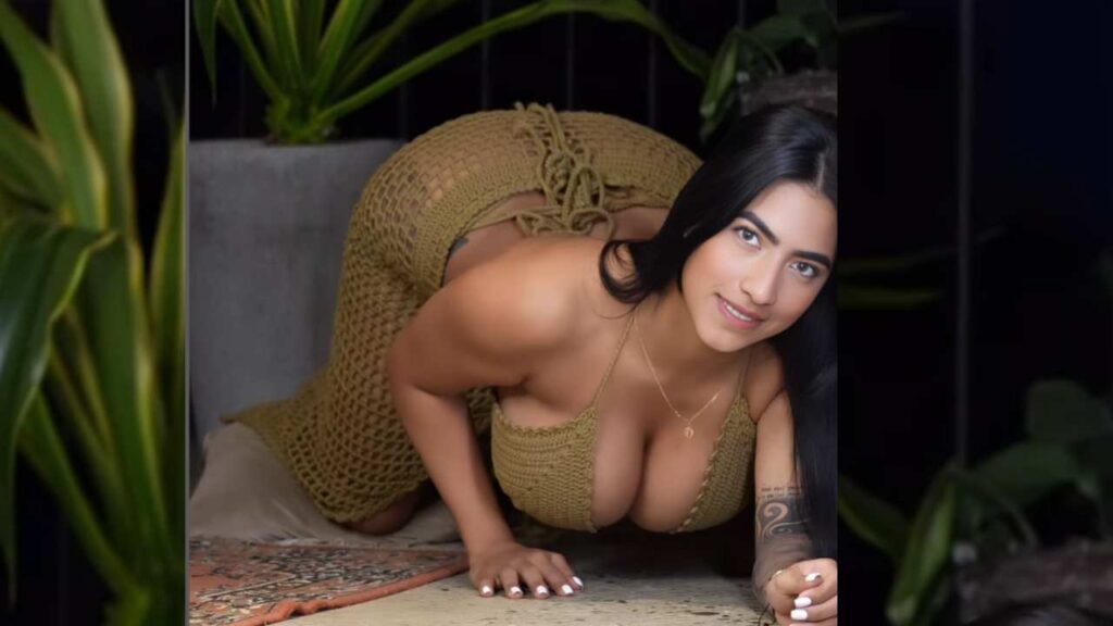 Bella Torres
