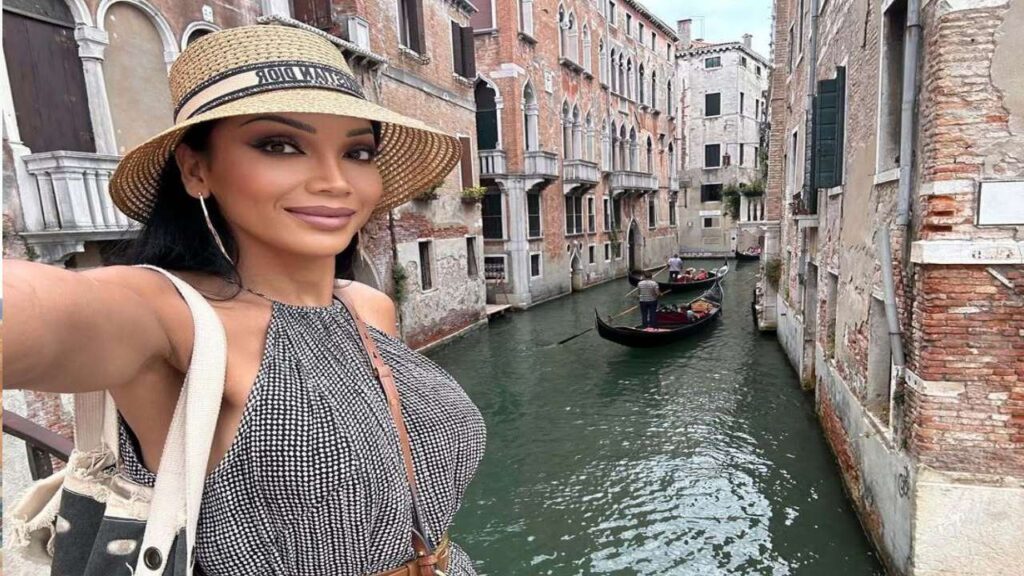 Yasmin Lee