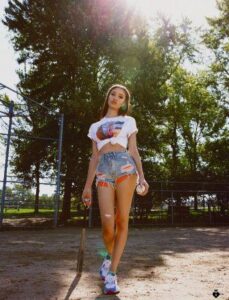 Scarlett Bloom Age, Height, Weight, Boyfriend, Net Worth 2026