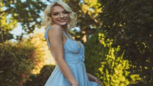 Kenna James