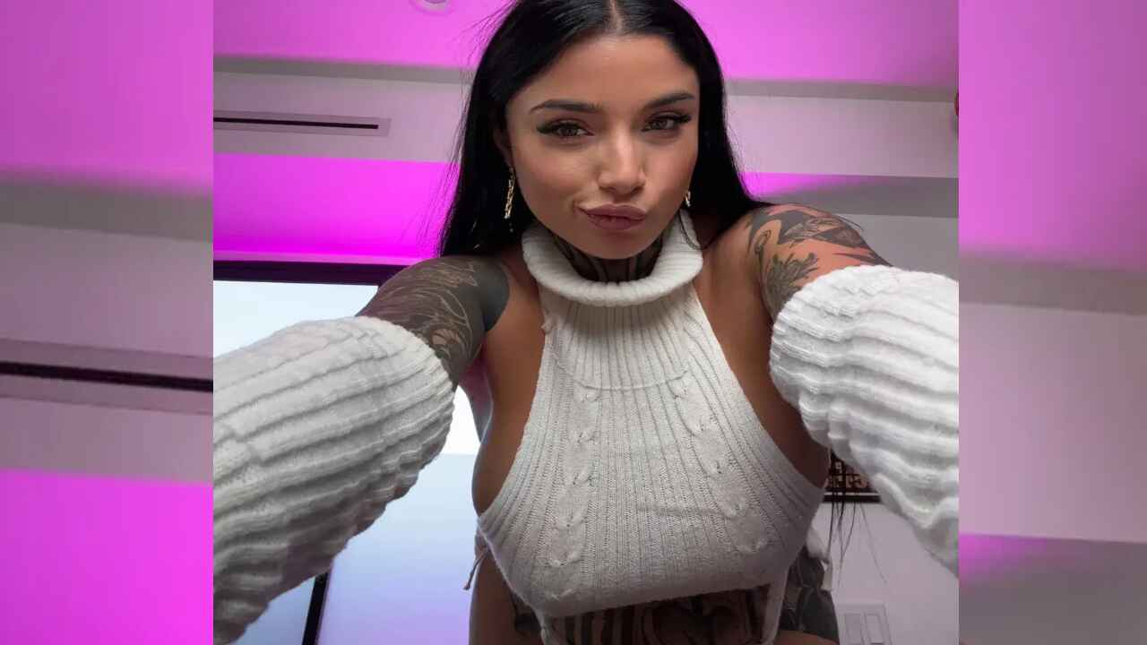 Andreanne M