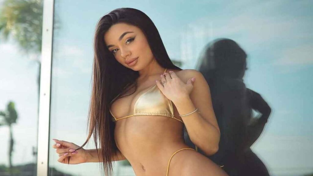 Martina Smeraldi Age Height Weight Boyfriend Net Worth 2026 Martina Smeraldi Age Height Weight Boyfriend Net Worth 2026