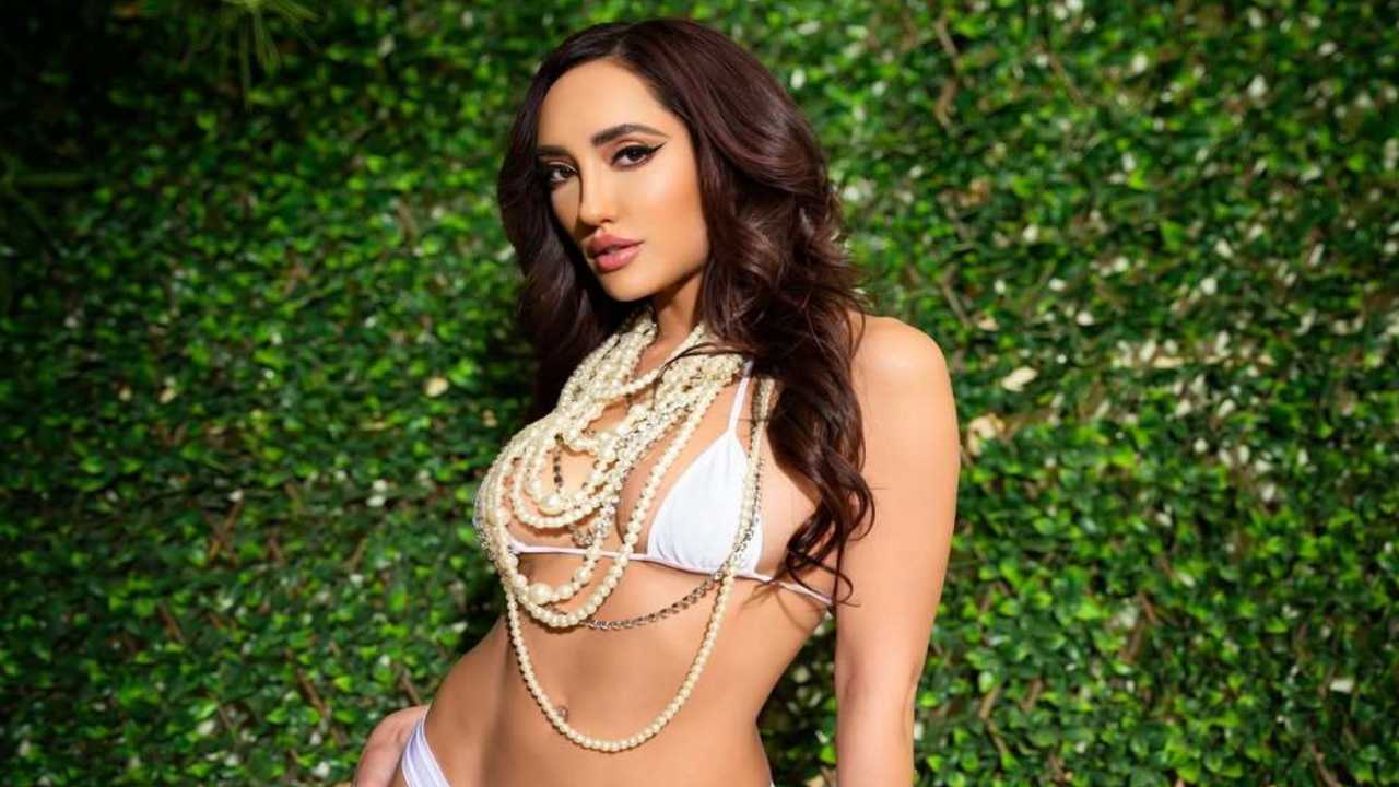 Chloe Amour