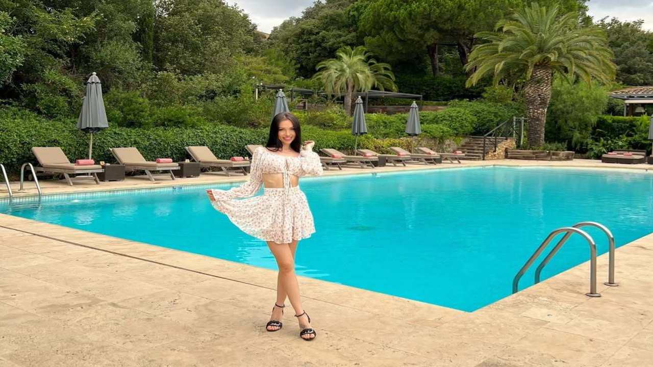 Sasha Rose