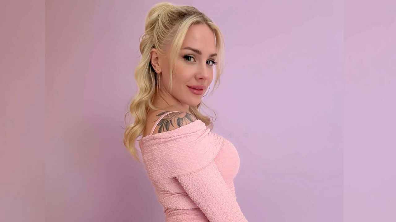 Angie Lynx