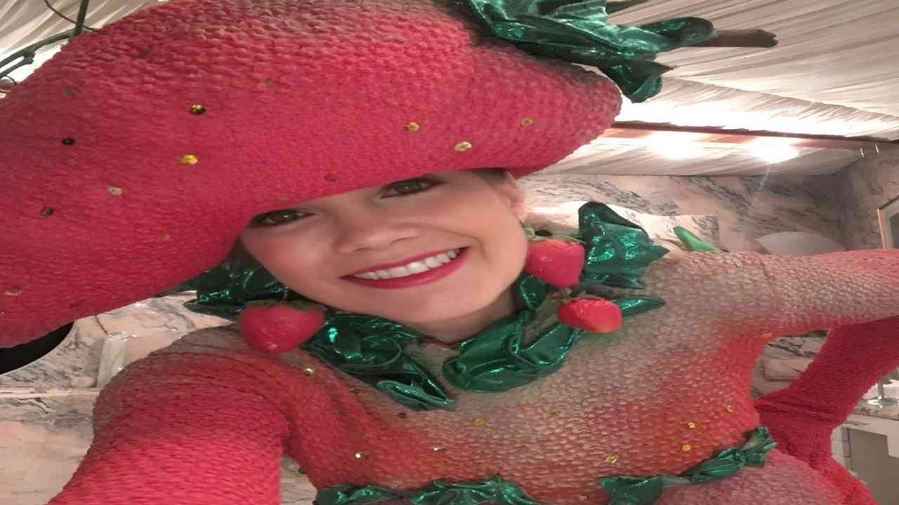 Barbie Benton Video, Age, Height, Weight, Boyfriend, Net Worth 2026 Barbie Benton