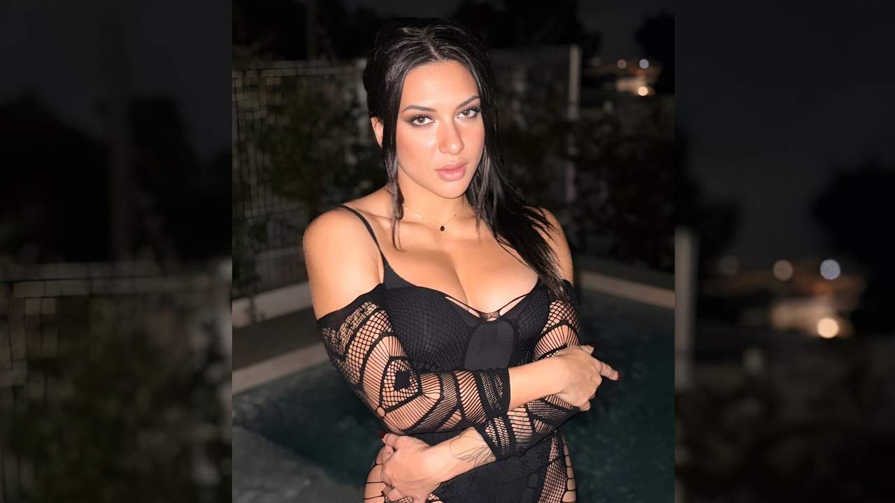 Lena Coxx Age, Height, Weight, Boyfriend, Net Worth 2026 Lena Coxx