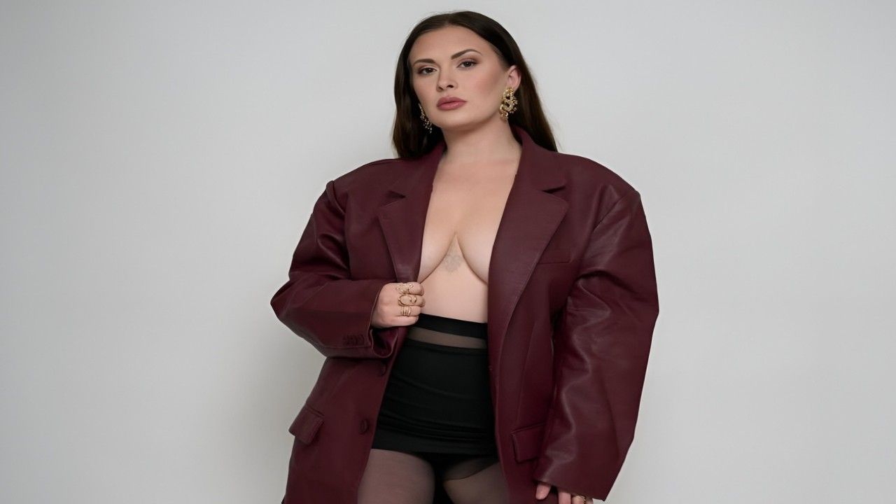 Lindsay Lee Video, Age, Height, Weight, Boyfriend, Net Worth 2026 Lindsay Lee