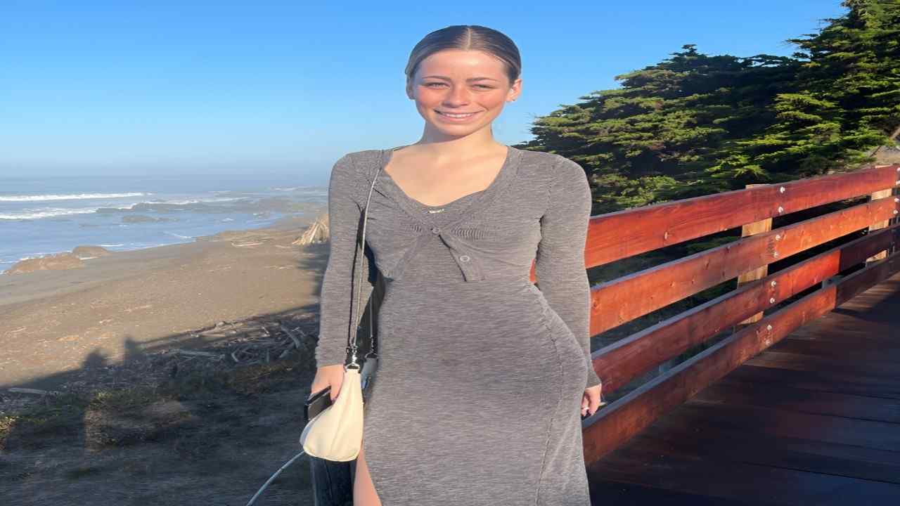 Renee Rose Video, Age, Height, Weight, Boyfriend, Net Worth 2026Â Renee Rose