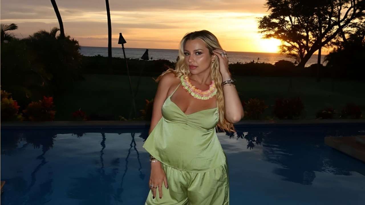 Tana Mongeau Age, Height, Weight, Boyfriend, Net Worth 2026 Tana Mongeau