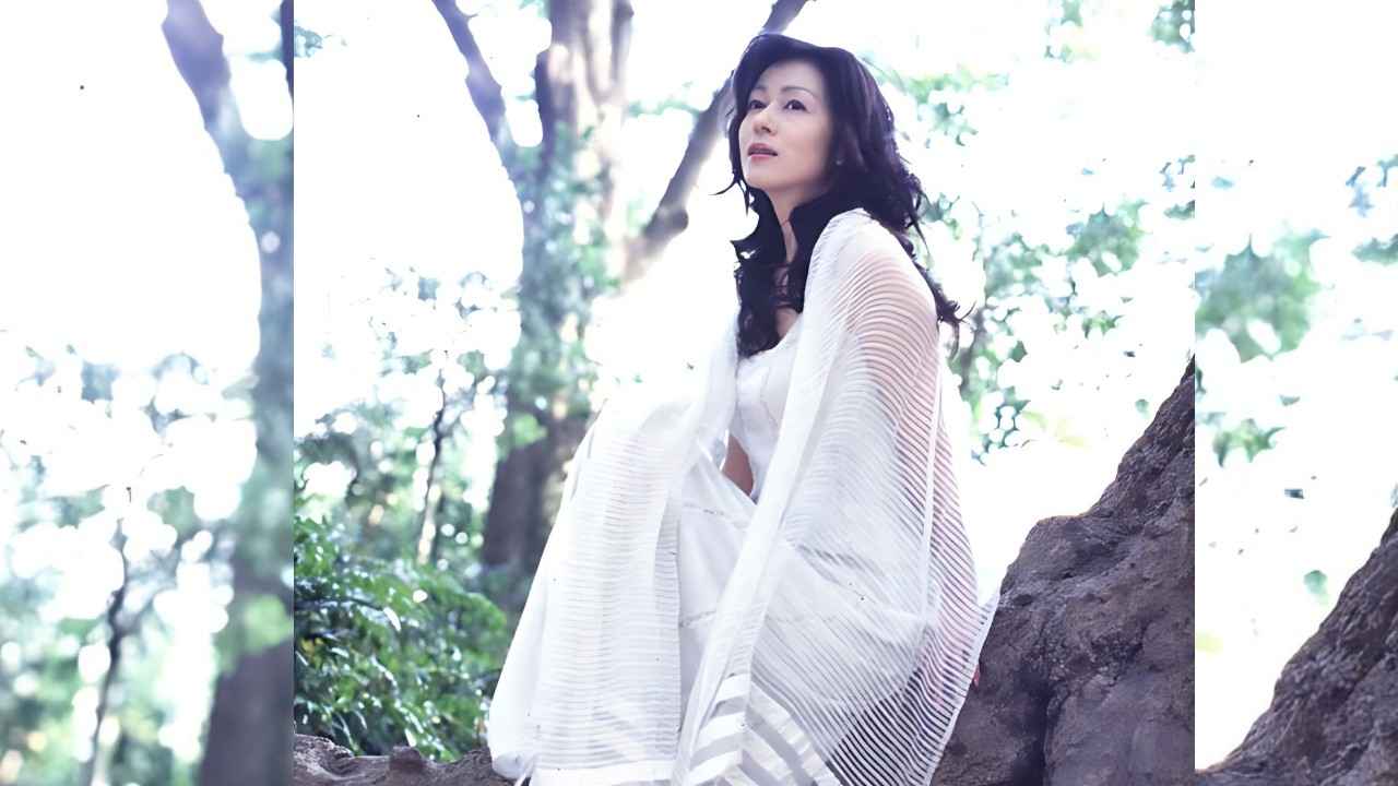 Chikako Aoyama (青山知可子) Age, Height, Weight, Boyfriend, Net Worth 2026 Chikako Aoyama