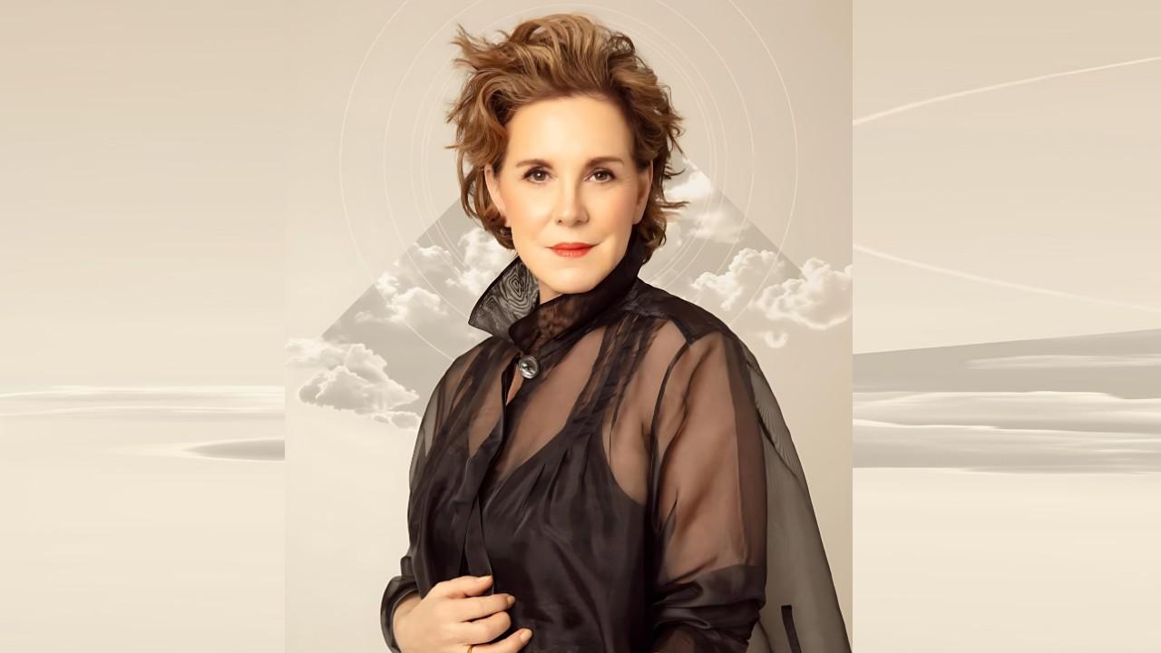 Elizabeth Perkins Young, Age, Height, Weight, Husband, Career, Net Worth 2026 Elizabeth Perkins