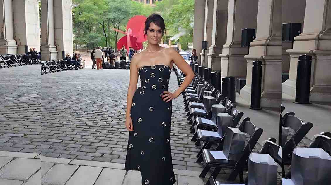 Torrey DeVitto Age, Height, Weight, Husband, Career, Net Worth 2026 Torrey DeVitto