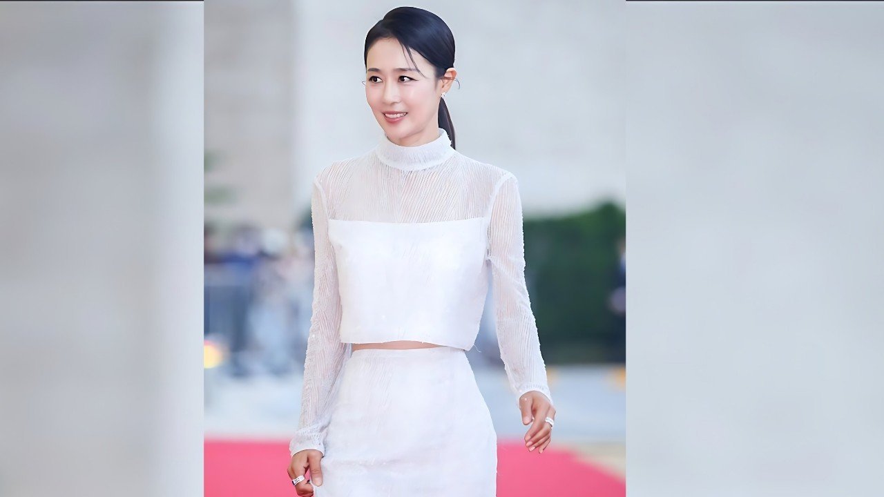 Moon Jeong-hee (문정희) Husband, Age, Height, Weight, Net Worth Moon Jeong-hee