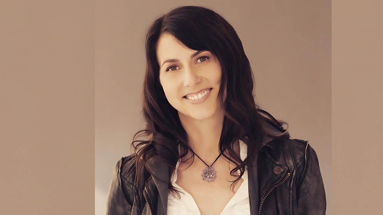 Mackenzie Bezos Age, Height, Weight, Boyfriend, Net Worth 2026 Mackenzie Bezos