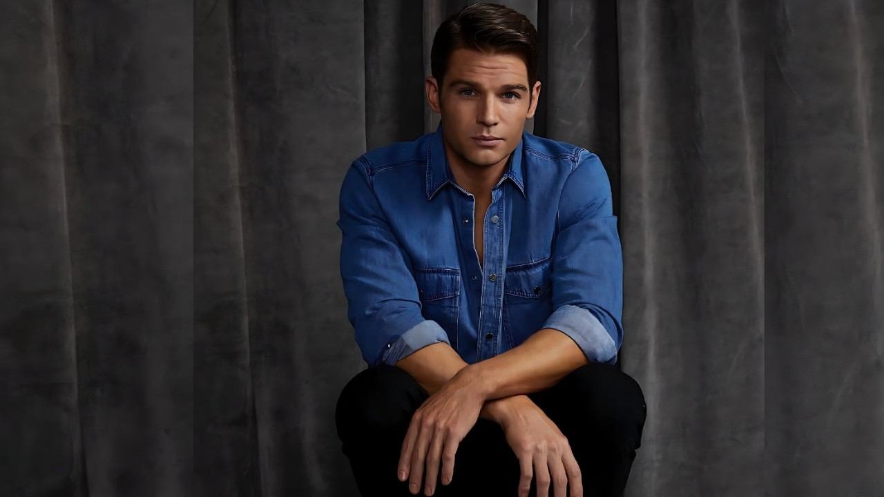 Mike Vogel Age, Height, Weight, Boyfriend, Net Worth 2026 Mike Vogel