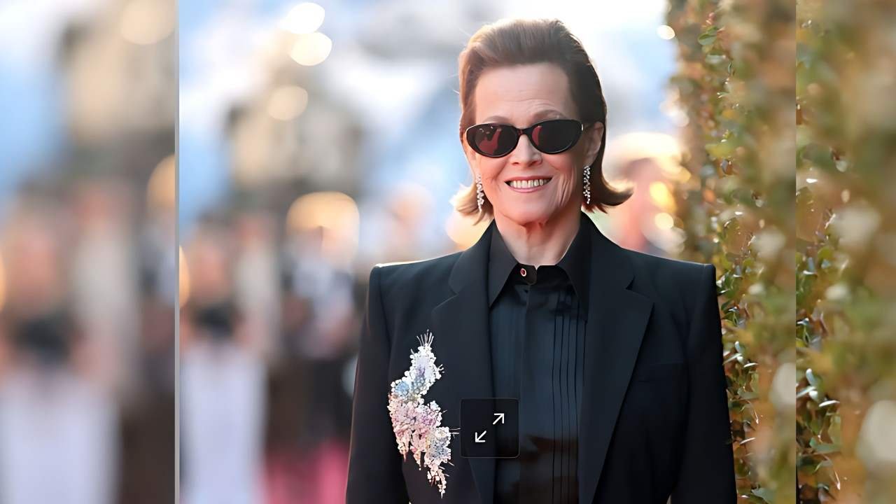 Sigourney Weaver Biography, Age, Height, Family, Career, Net Worth Sigourney Weaver